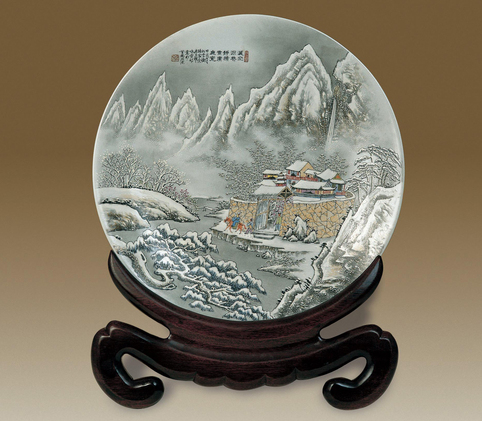雪景瓷盘